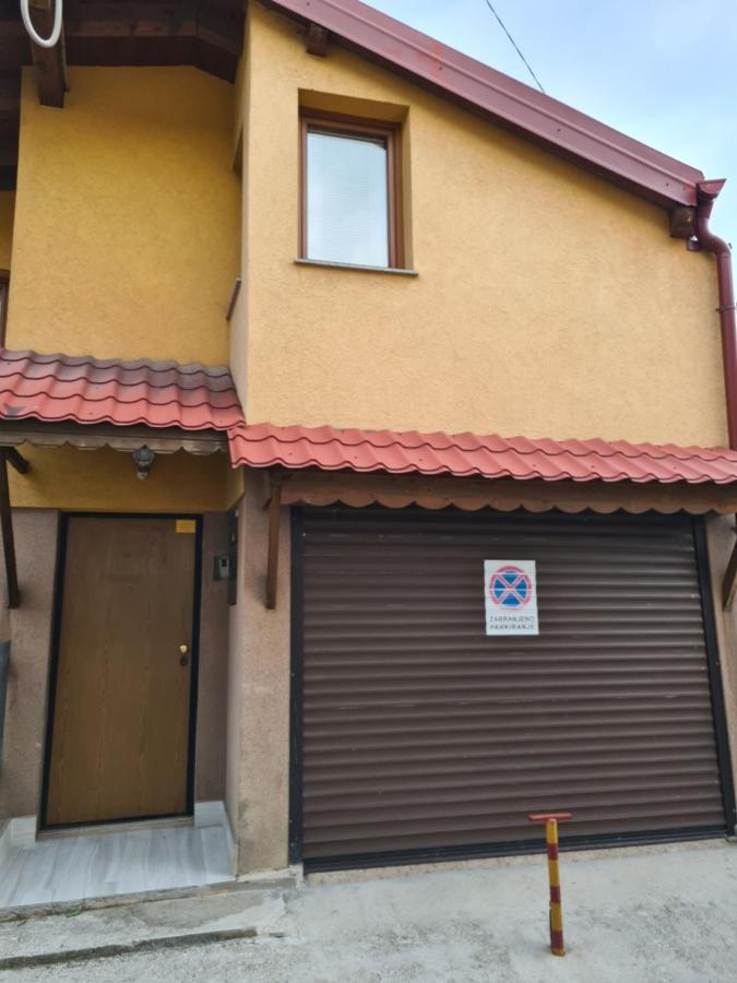 Apartman Yellow House SJJ Extérieur photo