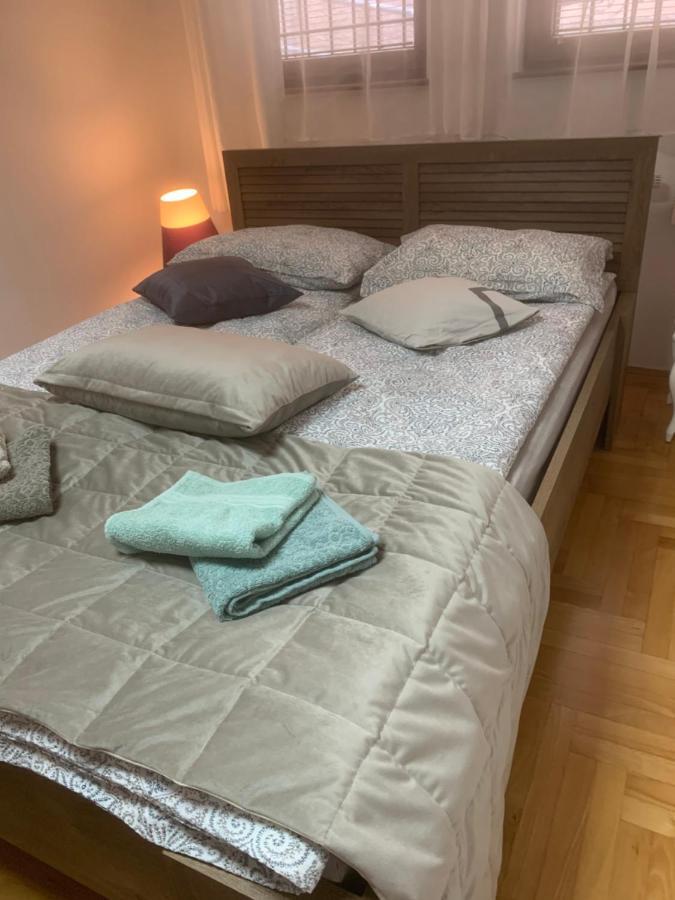 Apartman Yellow House SJJ Extérieur photo