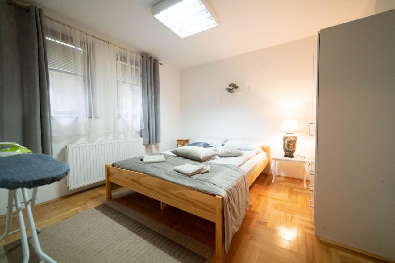 Apartman Yellow House SJJ Extérieur photo