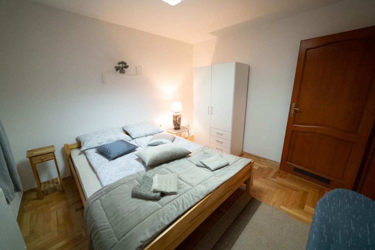 Apartman Yellow House SJJ Extérieur photo