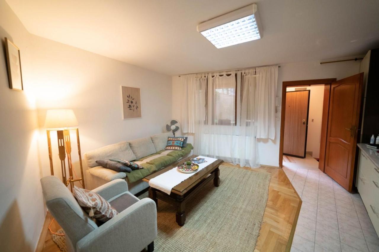 Apartman Yellow House SJJ Extérieur photo